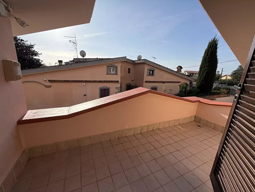 Immagine 40 di Villa in vendita  in Via Dora Baltea a Ardea