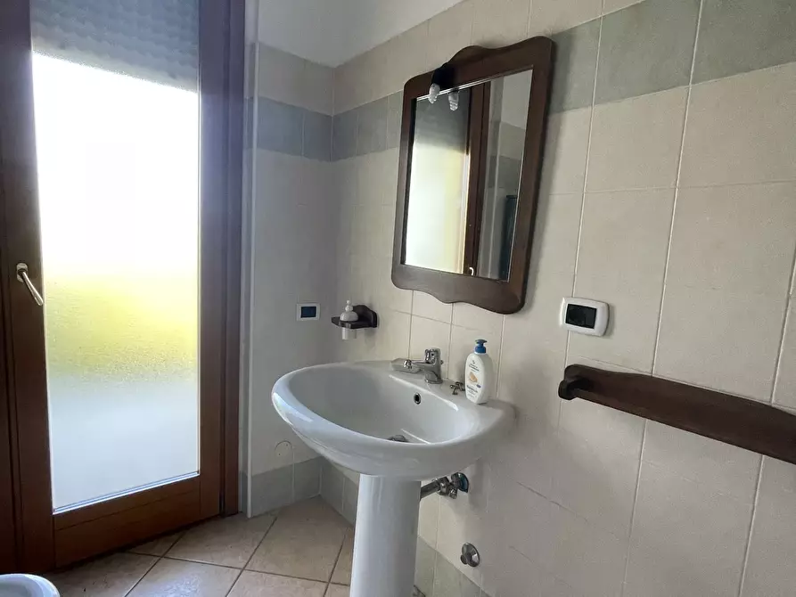 Immagine 8 di Trilocale in vendita  in Via del Parco 3 a Nettuno