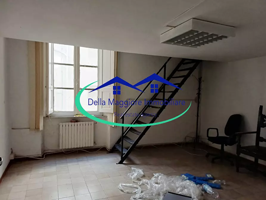 Immagine 7 di Appartamento in vendita  a Livorno