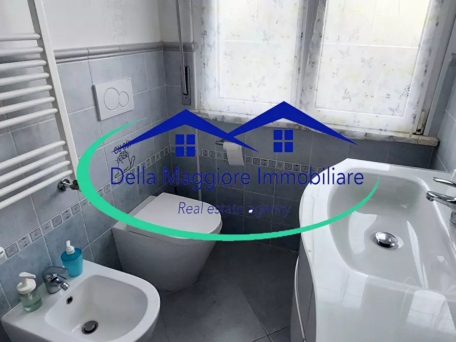 Immagine 59 di Appartamento in vendita  in via delle abetelle a Livorno