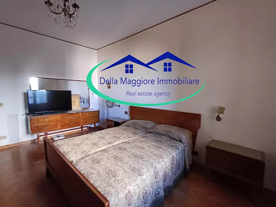 Immagine 22 di Appartamento in vendita  a Livorno