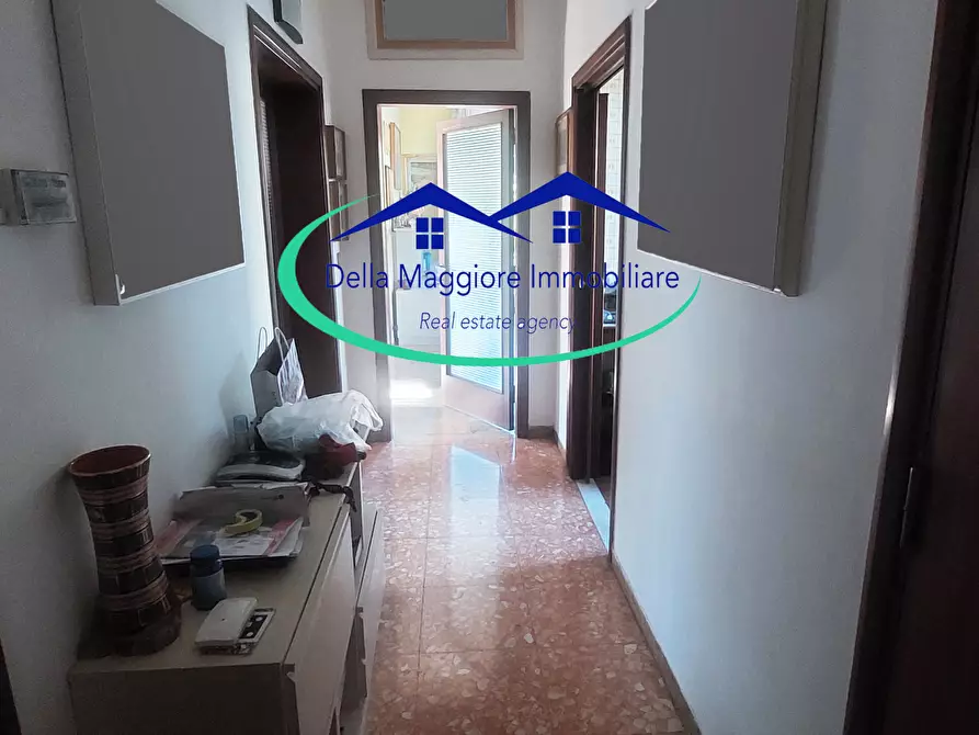 Immagine 25 di Villa in vendita  in via di montenero a Livorno