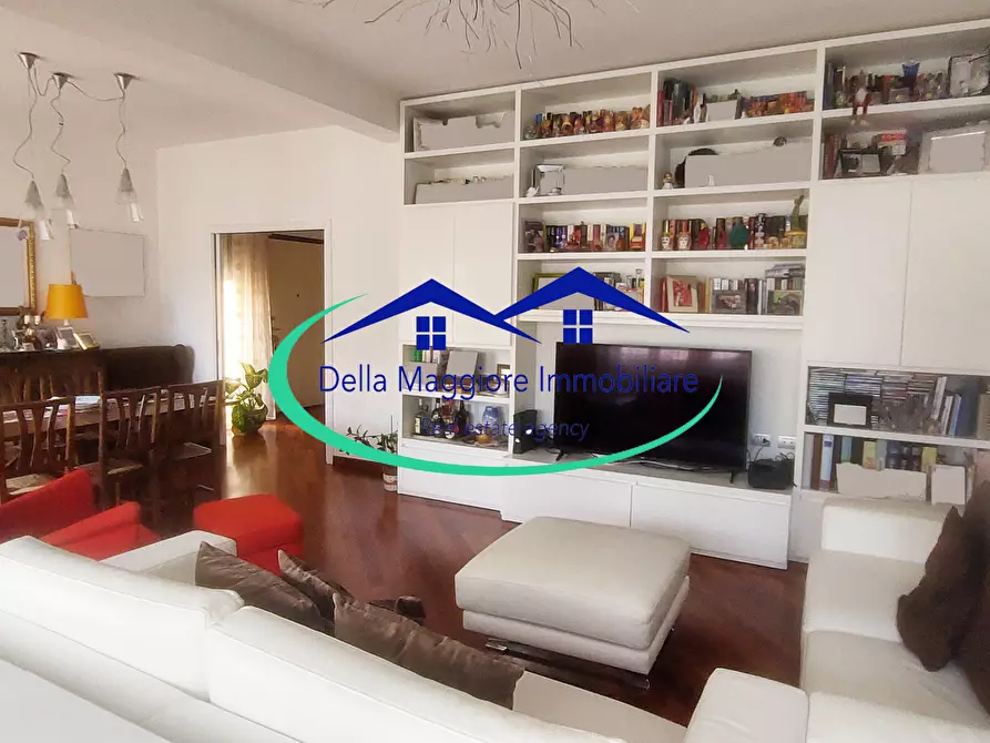 Immagine 3 di Appartamento in vendita  in Via Montebello a Livorno