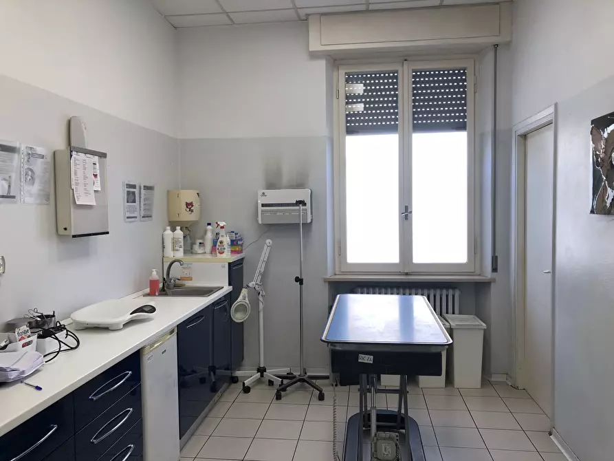 Immagine 3 di Ufficio in affitto  a Parma
