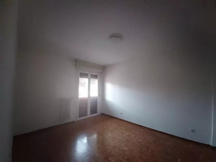 Immagine 10 di Quadrilocale in vendita  a Trento