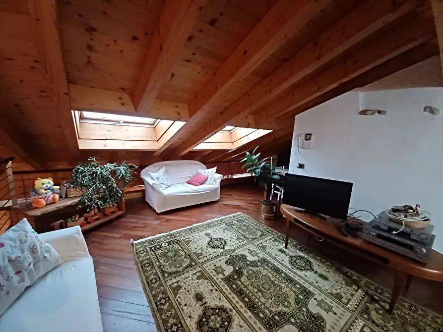 Immagine 19 di Quadrilocale in affitto  a Trento