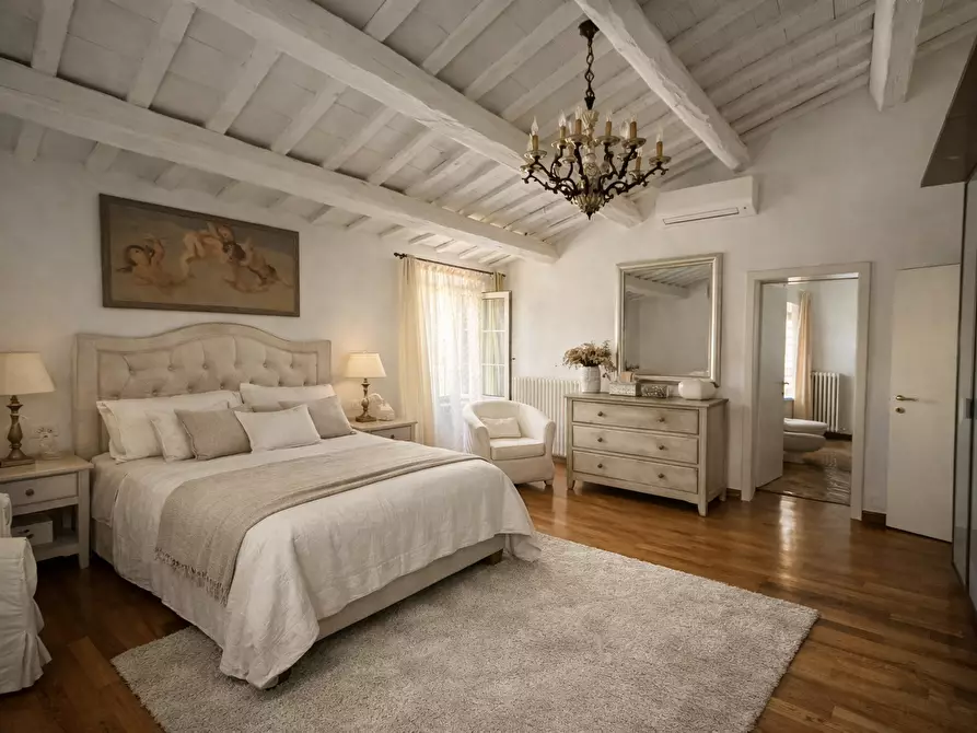 Immagine 9 di Rustico / casale in vendita  in Via Paterno a Ancona