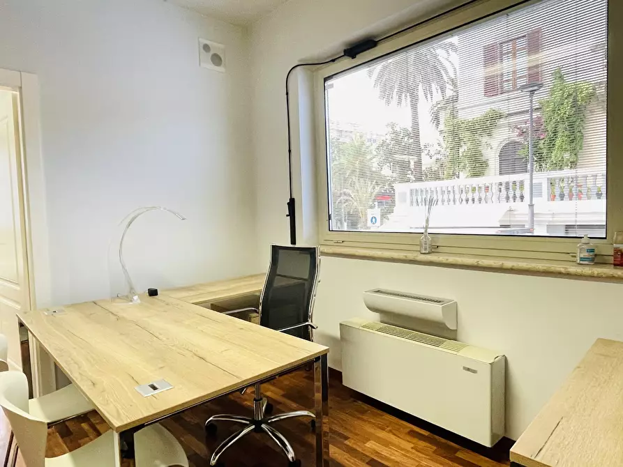 Immagine 14 di Quadrilocale in vendita  in Viale Bruno Buozzi a San Benedetto Del Tronto