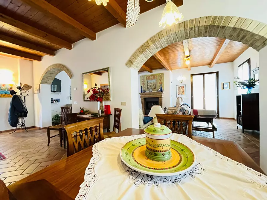 Immagine 26 di Rustico / casale in vendita  in morrovalle a Morrovalle