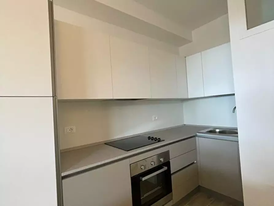 Immagine 4 di Bilocale in vendita  in Via Claudio Salmoni a Ancona