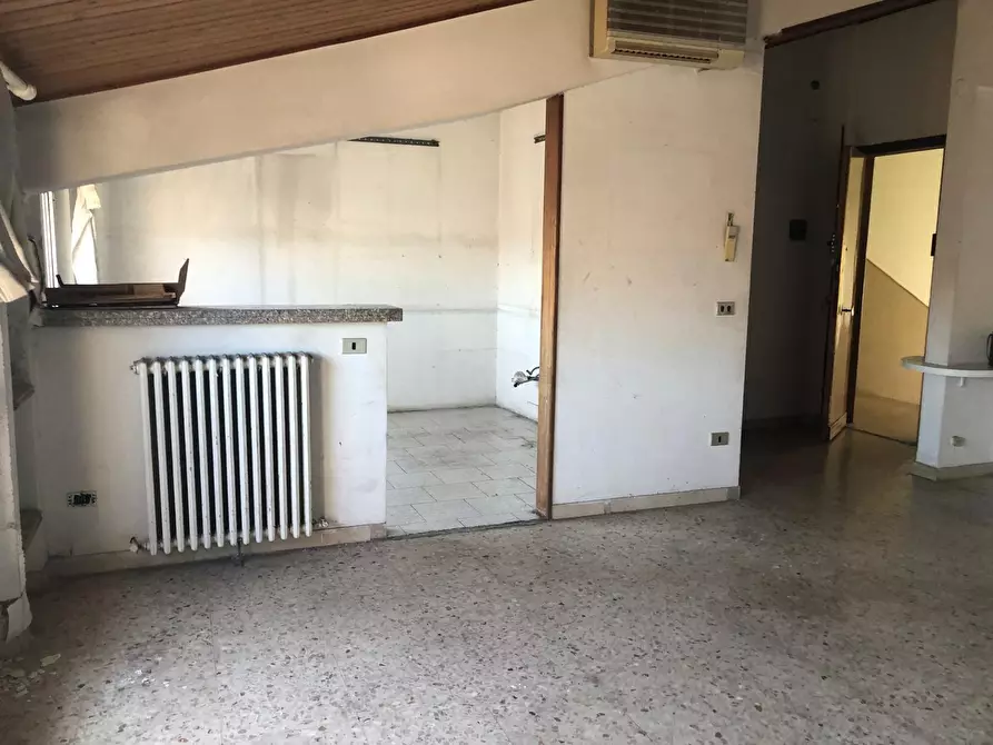 Immagine 9 di Bilocale in vendita  in Via Martiri della resistenza a Ancona