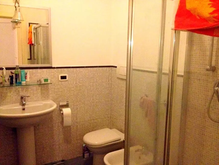 Immagine 10 di Monolocale in vendita  in VIA BERNABEI a Ancona