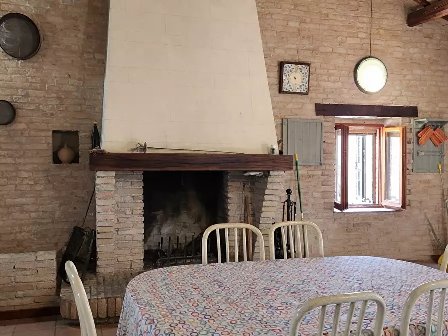 Immagine 3 di Rustico / casale in vendita  a Recanati
