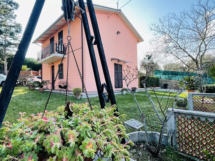 Immagine 1 di Villetta a schiera in vendita  in Via Battinebbia a Jesi