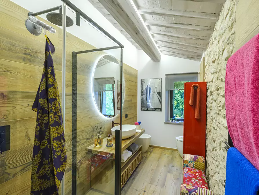 Immagine 22 di Rustico / casale in vendita  in SARNANO a Sarnano