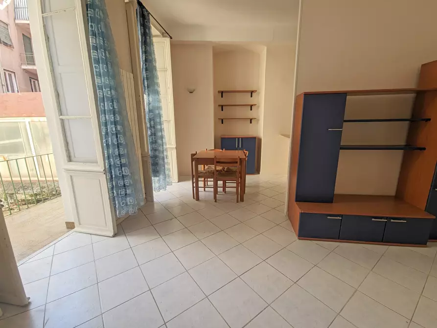 Immagine 3 di Bilocale in vendita  in Via Zeffiro Massa 84 a San Remo