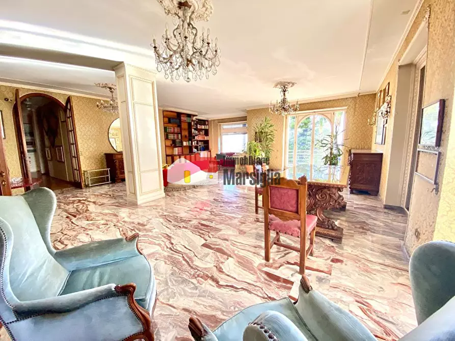 Immagine 5 di Quadrilocale in vendita  in Via Nuvoloni a San Remo