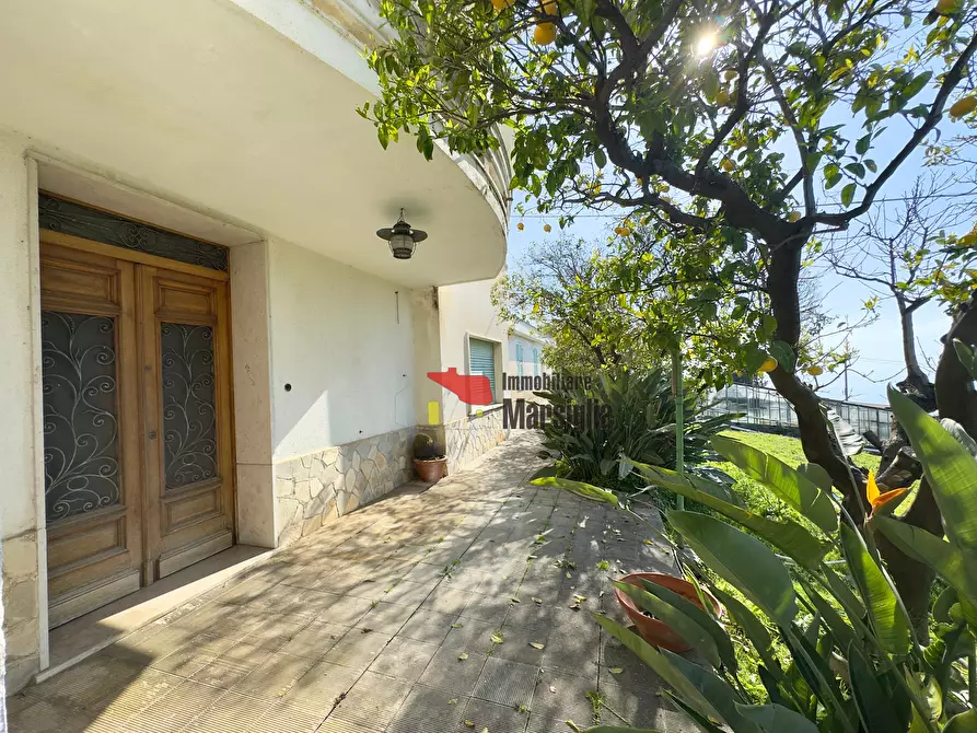 Immagine 37 di Casa indipendente in vendita  in Via G. D'Annunzio 60 a San Remo