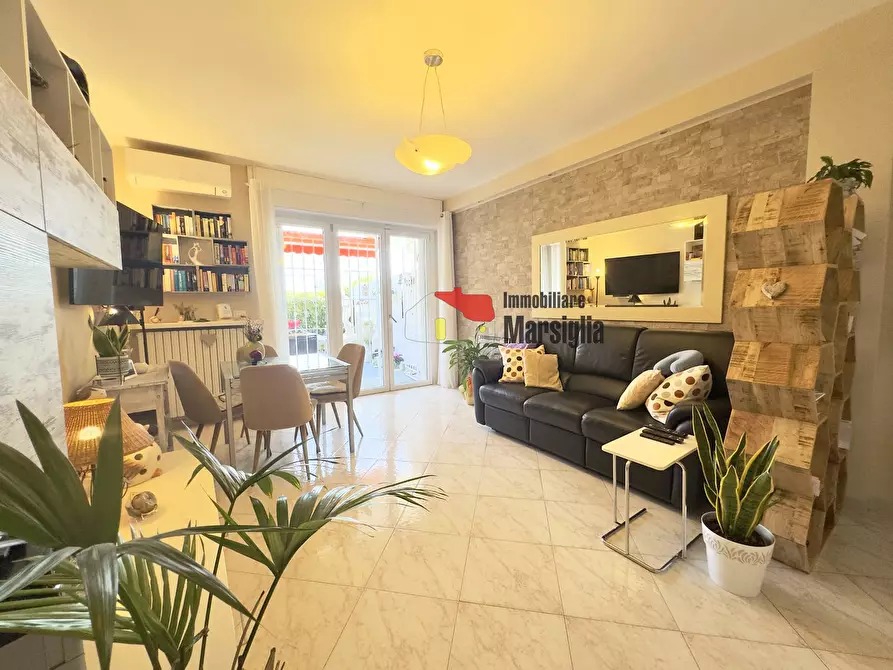 Immagine 11 di Trilocale in vendita  in Strada Solaro 121 a San Remo