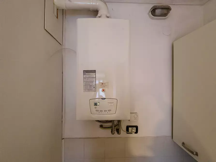 Immagine 18 di Bilocale in vendita  in Via Bertola a Torino