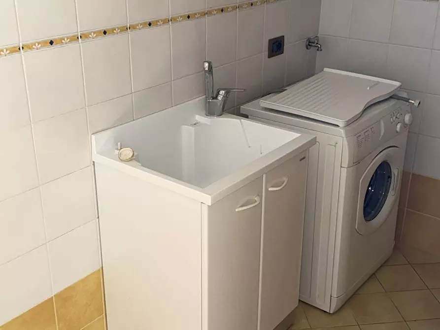 Immagine 7 di Bilocale in vendita  in Via Moretta 29 a Torino