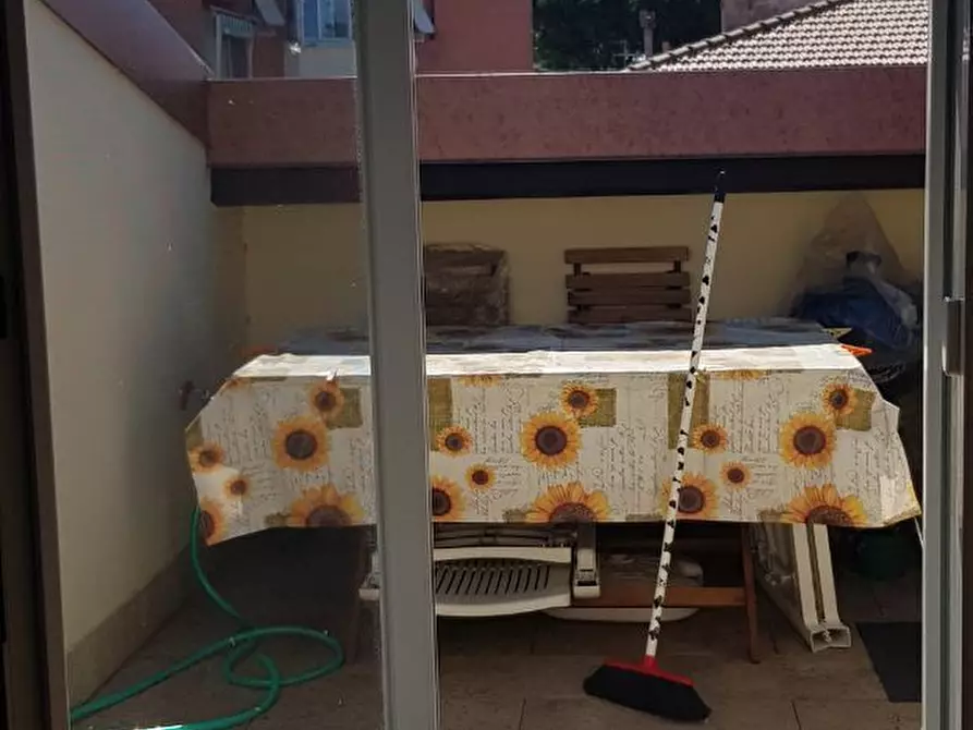 Immagine 8 di Porzione di casa in vendita  a Livorno