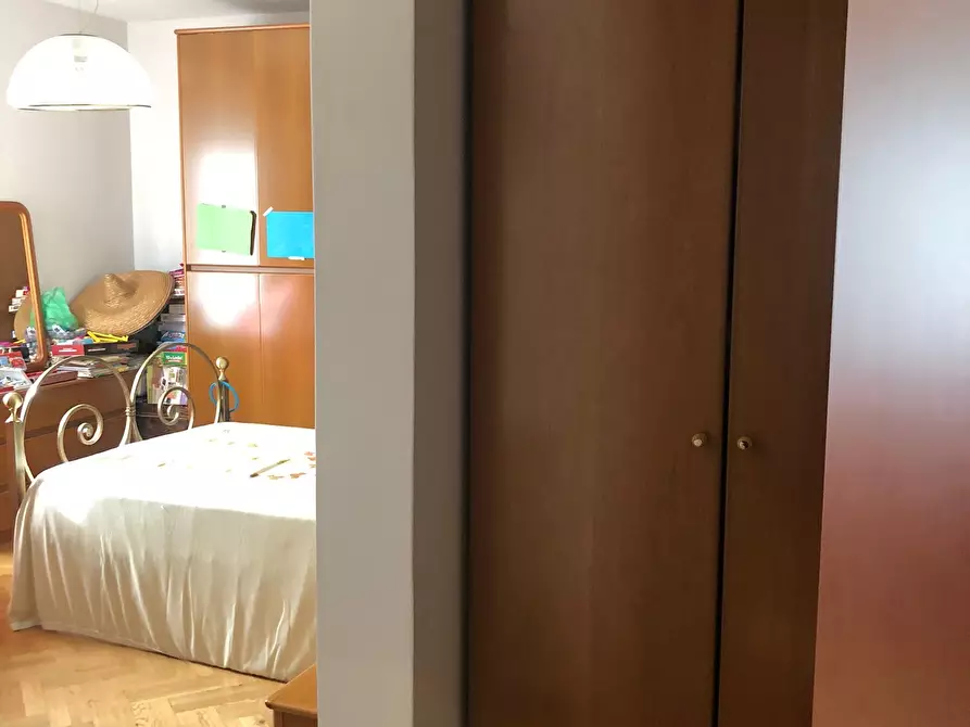 Immagine 11 di Pentalocale in vendita  a Livorno