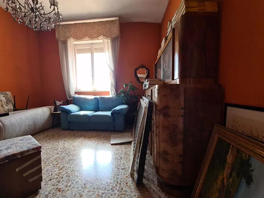 Immagine 9 di Trilocale in vendita  a Livorno