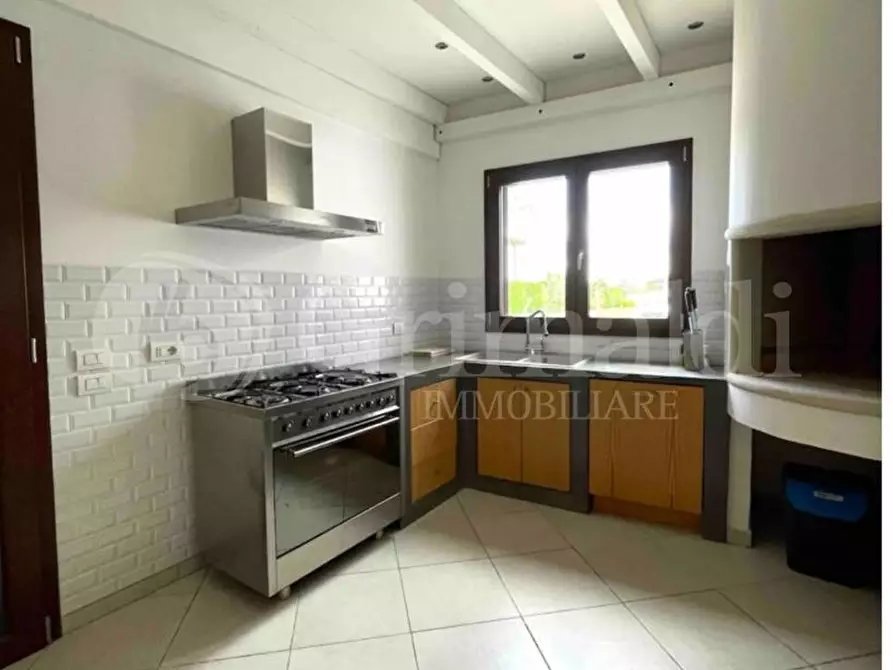 Immagine 46 di Villa in vendita  in strada vicinale contrada pontuso a Matino
