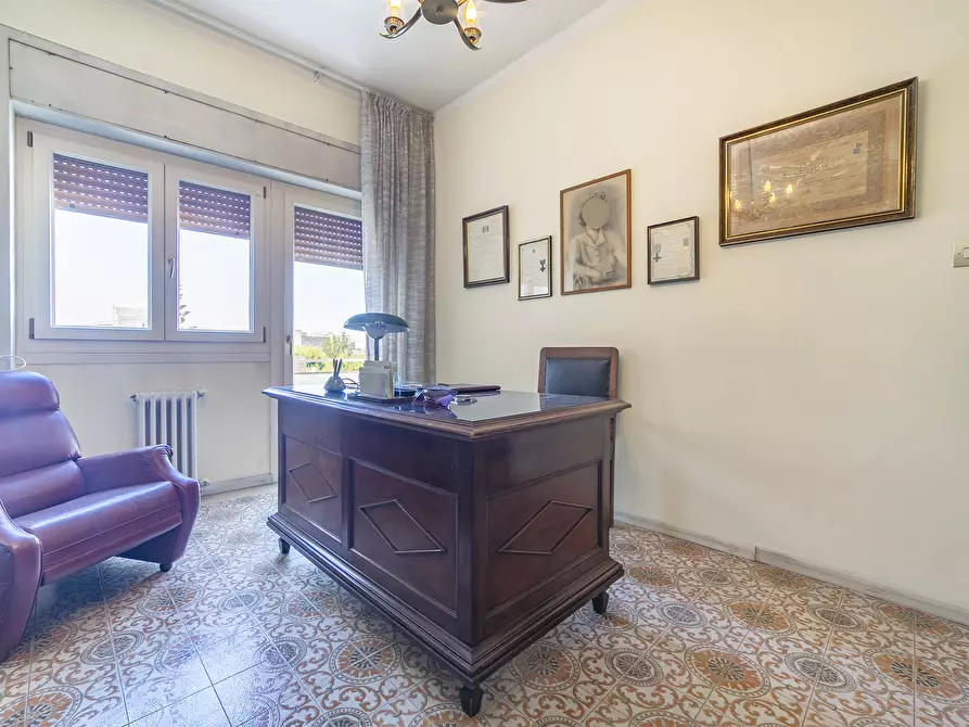 Immagine 18 di Quadrilocale in vendita  in Via Regina Elena 23 a Lecce