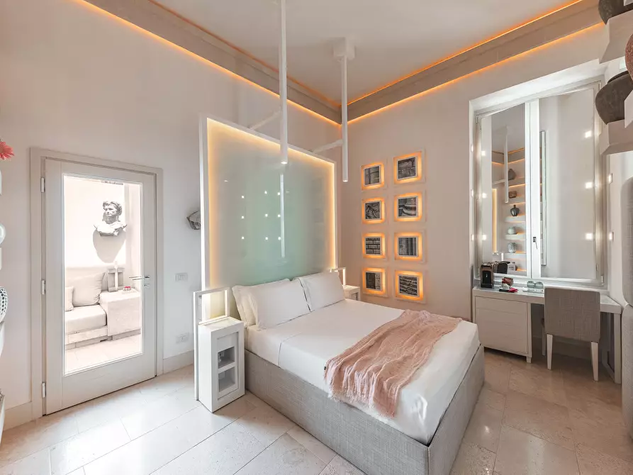 Immagine 56 di Casa indipendente in vendita  in Via Roberto Caracciolo 30 a Lecce