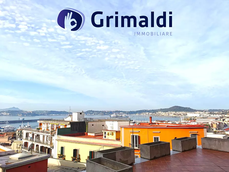 Immagine 11 di Bilocale in vendita  a Pozzuoli