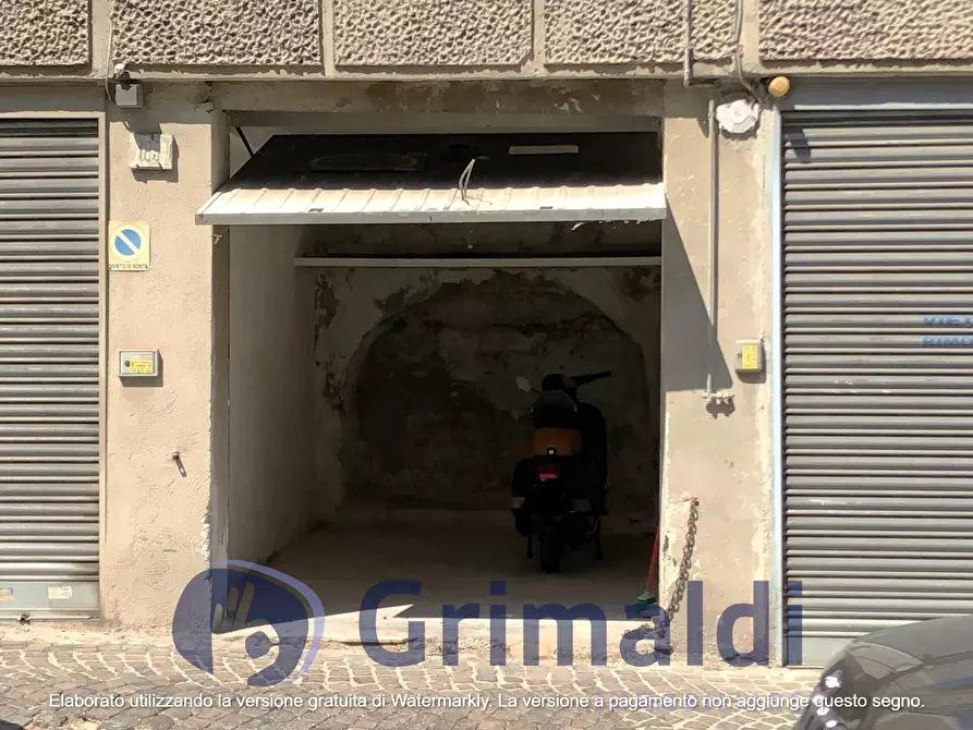 Immagine 6 di Garage in vendita  in Via Torquato Tasso 189 a Napoli