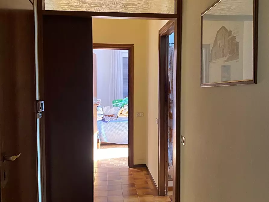 Immagine 17 di Casa indipendente in vendita  a Como