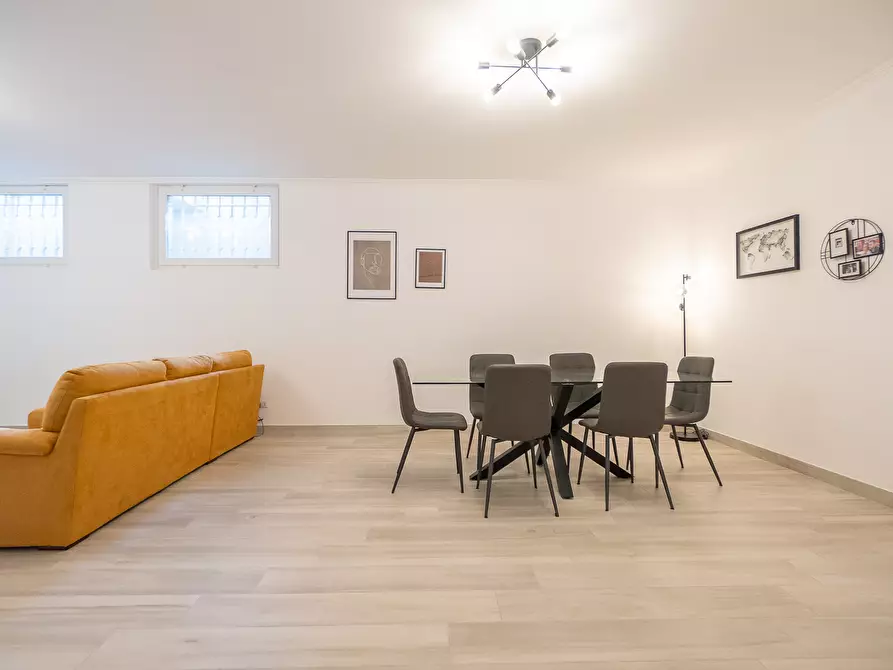 Immagine 33 di Villa in vendita  in Via Moricone a Albano Laziale