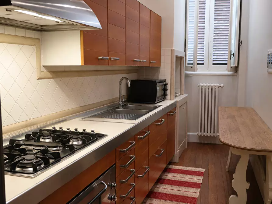Immagine 11 di Palazzo in vendita  in Viale Unità D'Italia 18 a Fasano