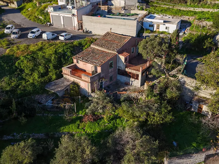 Immagine 4 di Rustico / casale in vendita  in CONTRADA ZIRETTO a Castelmola