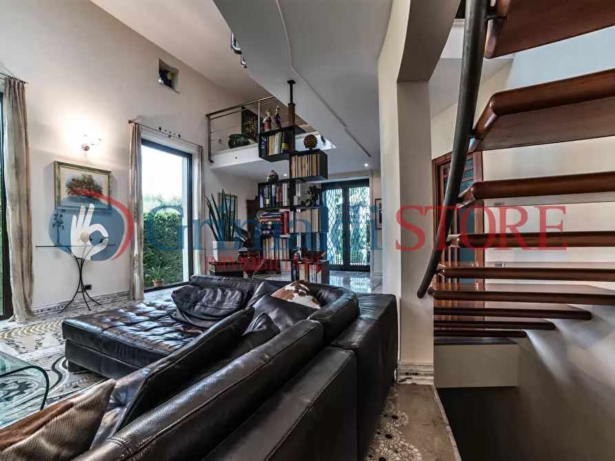 Immagine 9 di Villa in vendita  a Grottaglie