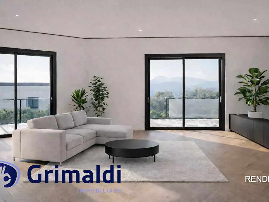 Immagine 3 di Pentalocale in vendita  in Via Alessandro Manzoni 209 a Napoli