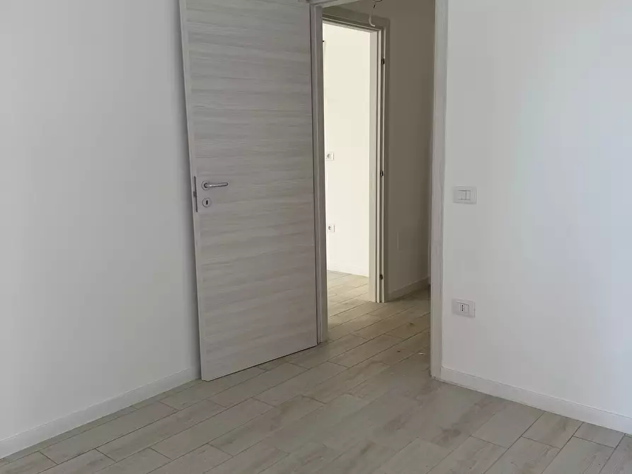 Immagine 4 di Appartamento in vendita  in Via Pratica di Mare a Pomezia