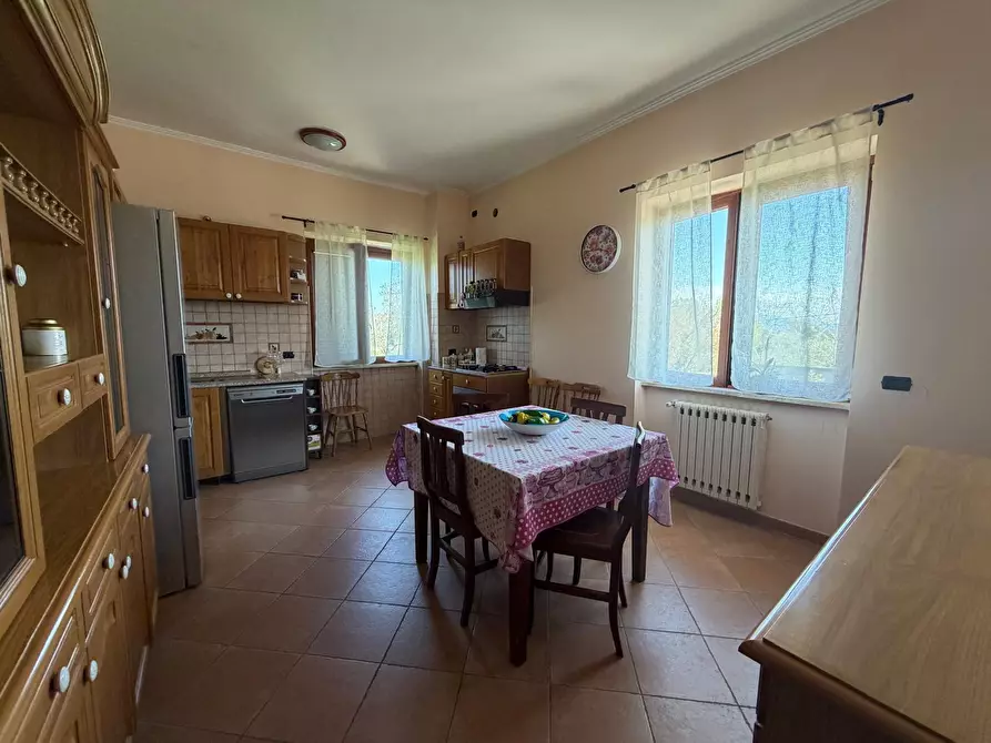 Immagine 14 di Casa indipendente in vendita  in Via Trigno 27 a Aprilia