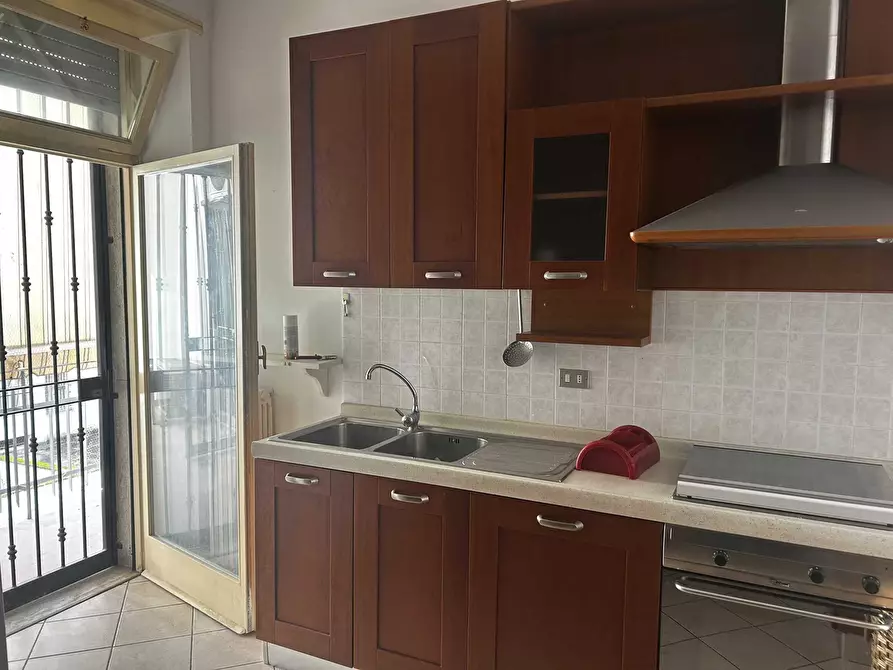 Immagine 21 di Quadrilocale in vendita  in Via G. Oberdan 112 a Lecce