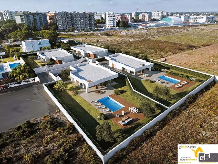 Immagine 5 di Villa in vendita  in Via Varese 99 a Lecce