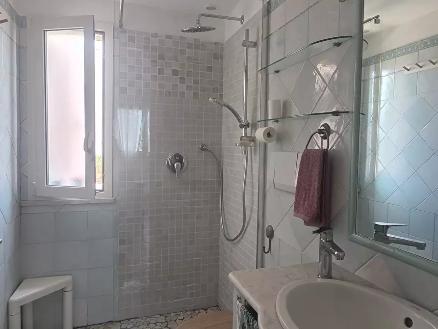 Immagine 14 di Bilocale in affitto  in Via Filibeck 10 a Anzio