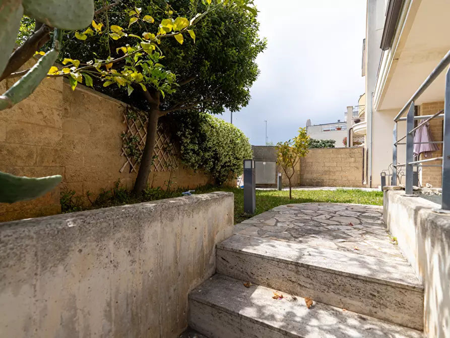 Immagine 32 di Trilocale in affitto  in Via Piero Della Francesca 88 a Lecce