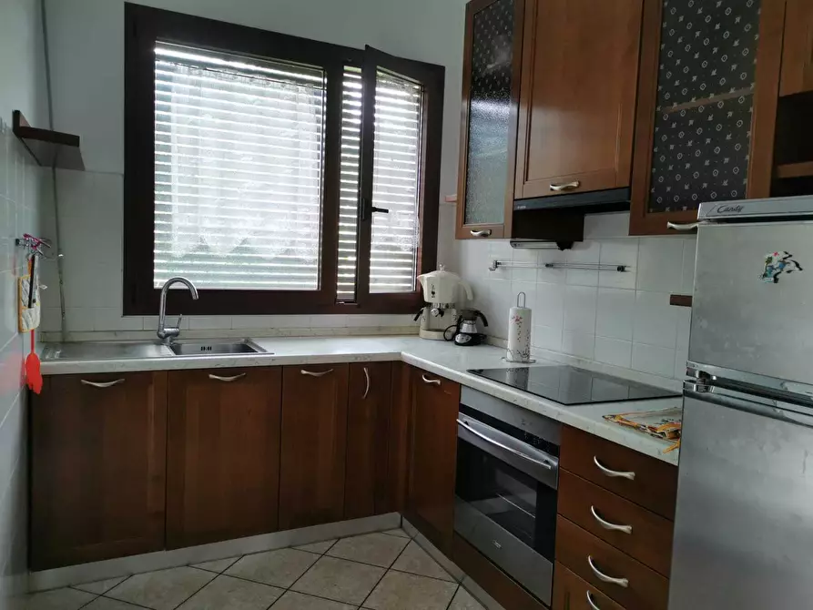 Immagine 6 di Bilocale in affitto  in Via Cinque Giornate 2 a Cernobbio