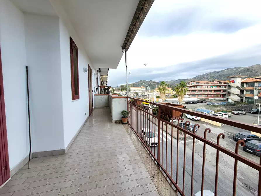 Immagine 21 di Trilocale in vendita  in Via Gaetano Donizetti 13 a Taormina