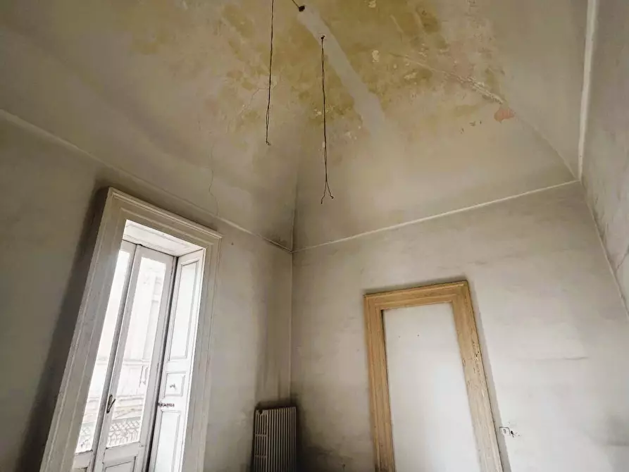 Immagine 57 di Pentalocale in vendita  in Vico dei Fieschi 2 a Lecce