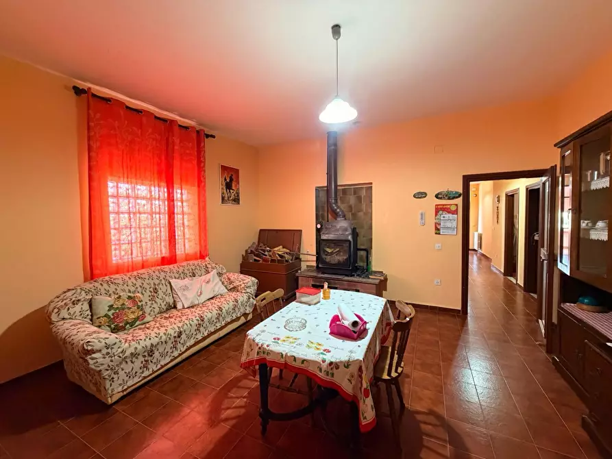 Immagine 4 di Villa in vendita  in Via Affile 12 a Nettuno