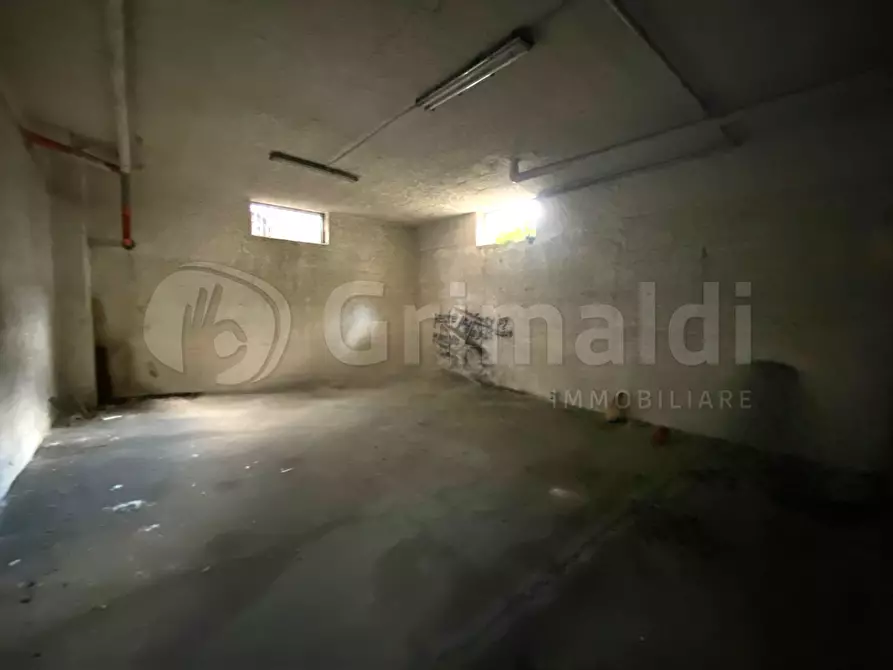 Immagine 4 di Garage in vendita  a Melito Di Napoli